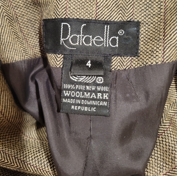 Rafaella 100% pure wool skirt suit set - Picture 3 of 11